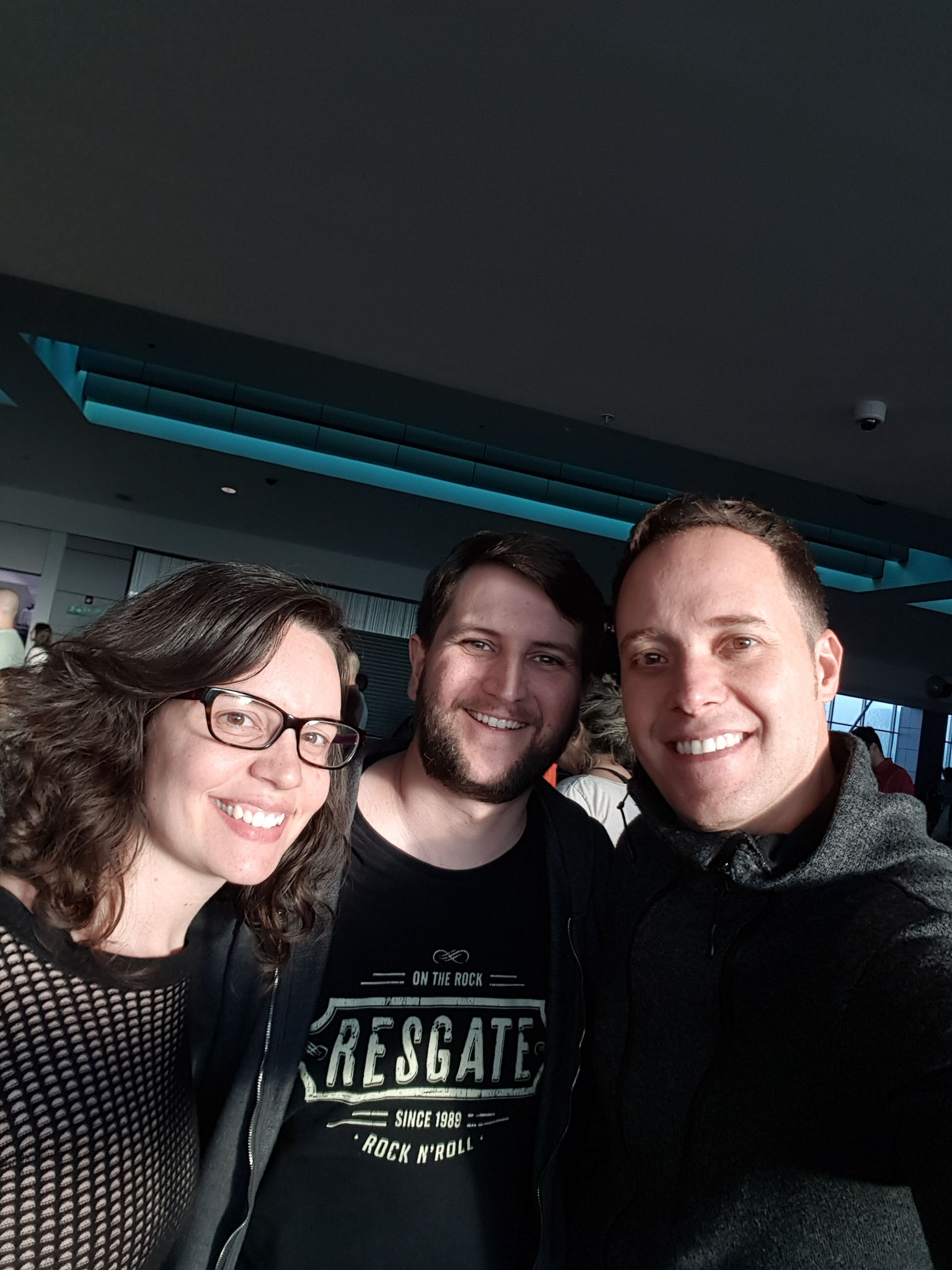 Selfie com o pastor André Valadão na fila de embarque do aeroporto do Panamá