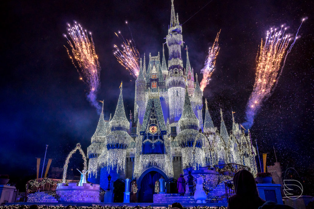 Show Frozen Holiday Wish Magic Kingdom