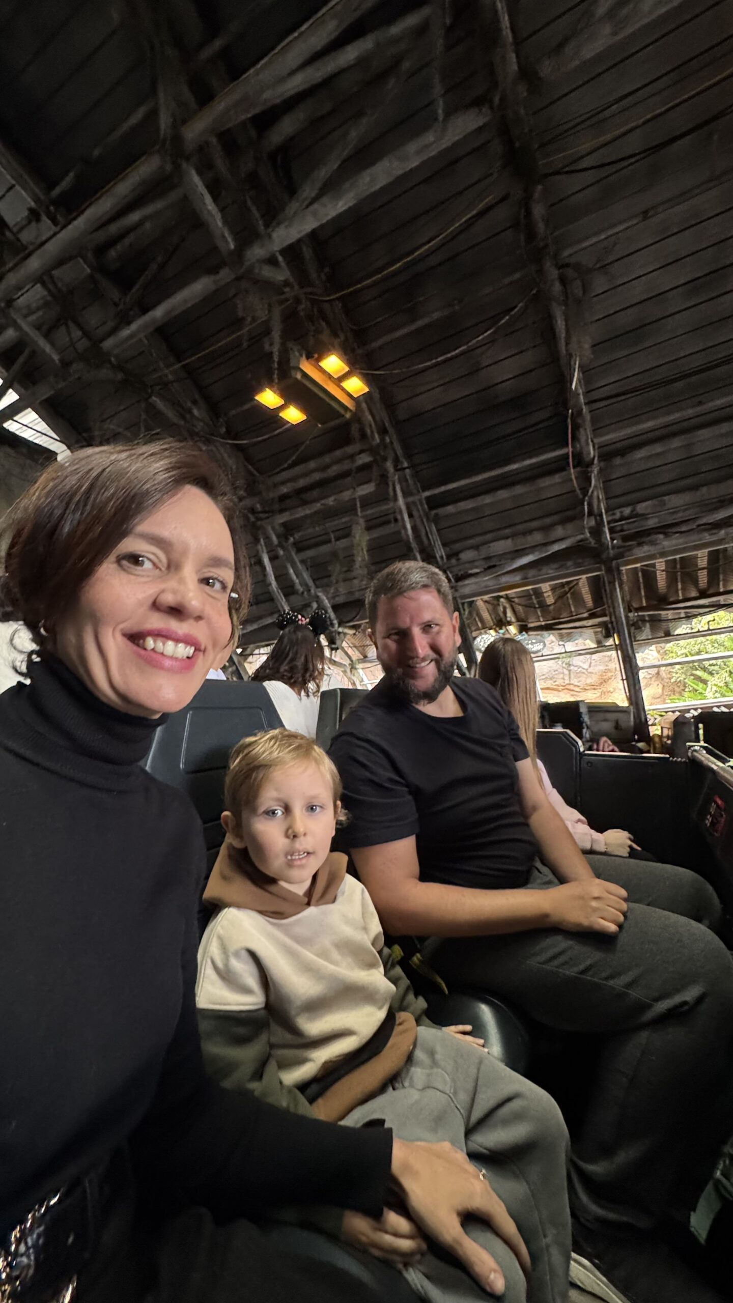 Rudi Carol e Sam no final do Star Wars Rise of the Resistance no Hollywood Studios Disney World