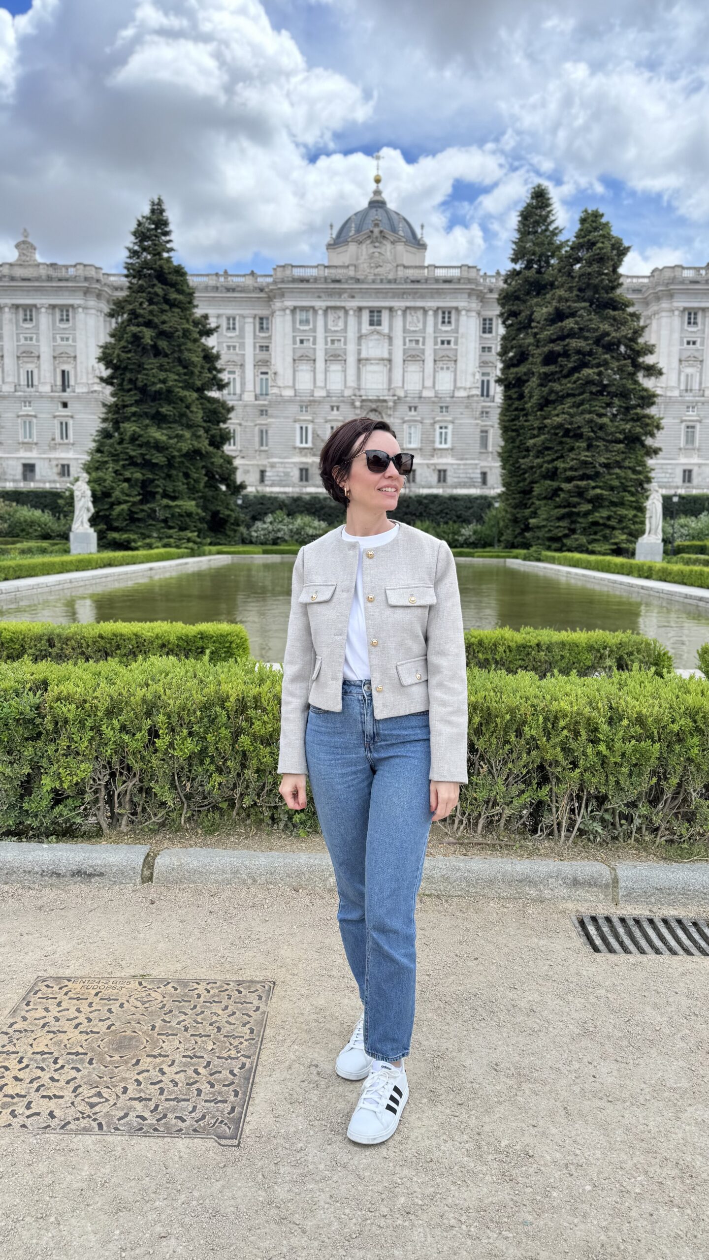 Carol nos jardins do Palácio Real de Madri
