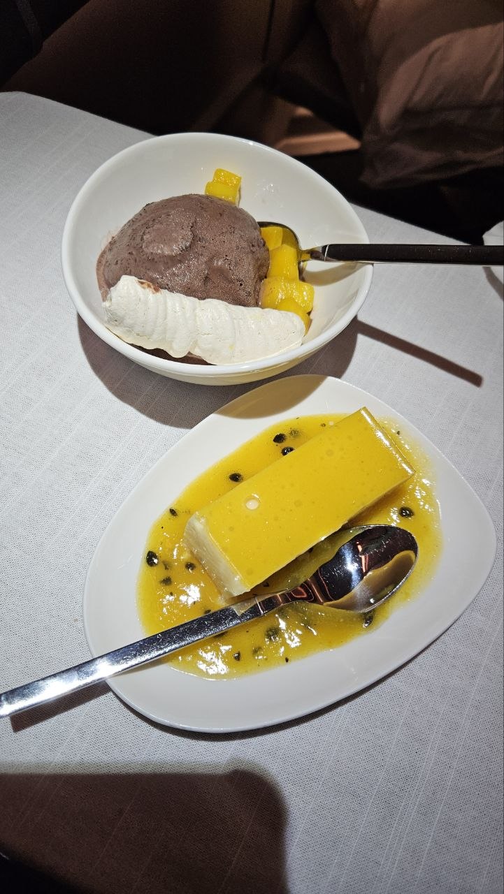 sobremesa executiva Iberia sorvete manga chocolate mousse maracujá