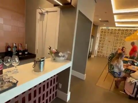 Bar da Advantage VIP Lounge no Aeroporto de Maceió