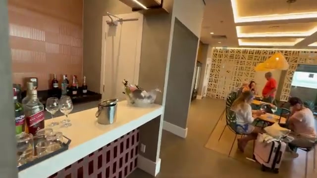 Bar da Advantage VIP Lounge no Aeroporto de Maceió