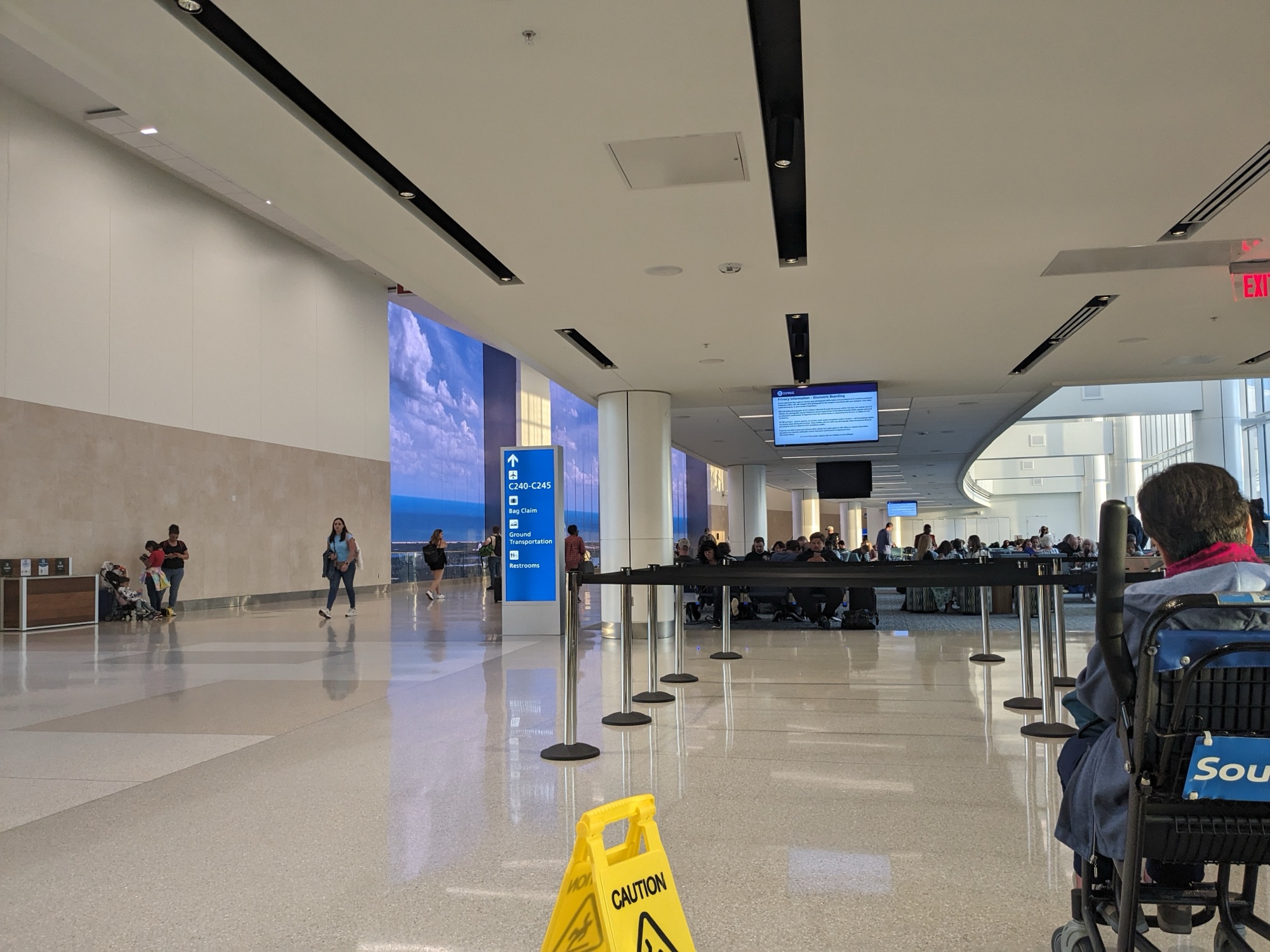 Area de embarque do Terminal C do Aeroporto de Orlando MCO