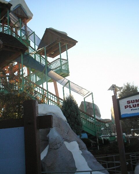 Tobogã Summit Plummet no parque aquático Blizzard Beach da Disney em Orlando