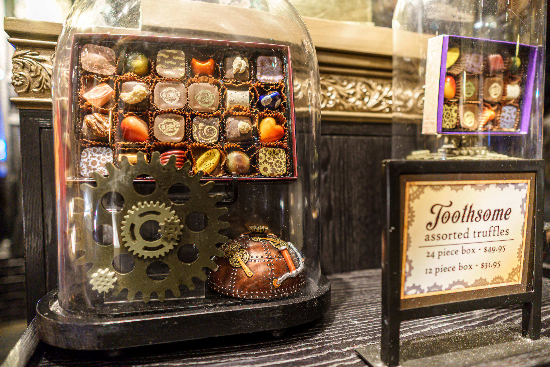 Caixa de chocolates com precos em dolar em loja do CityWalk Orlando
