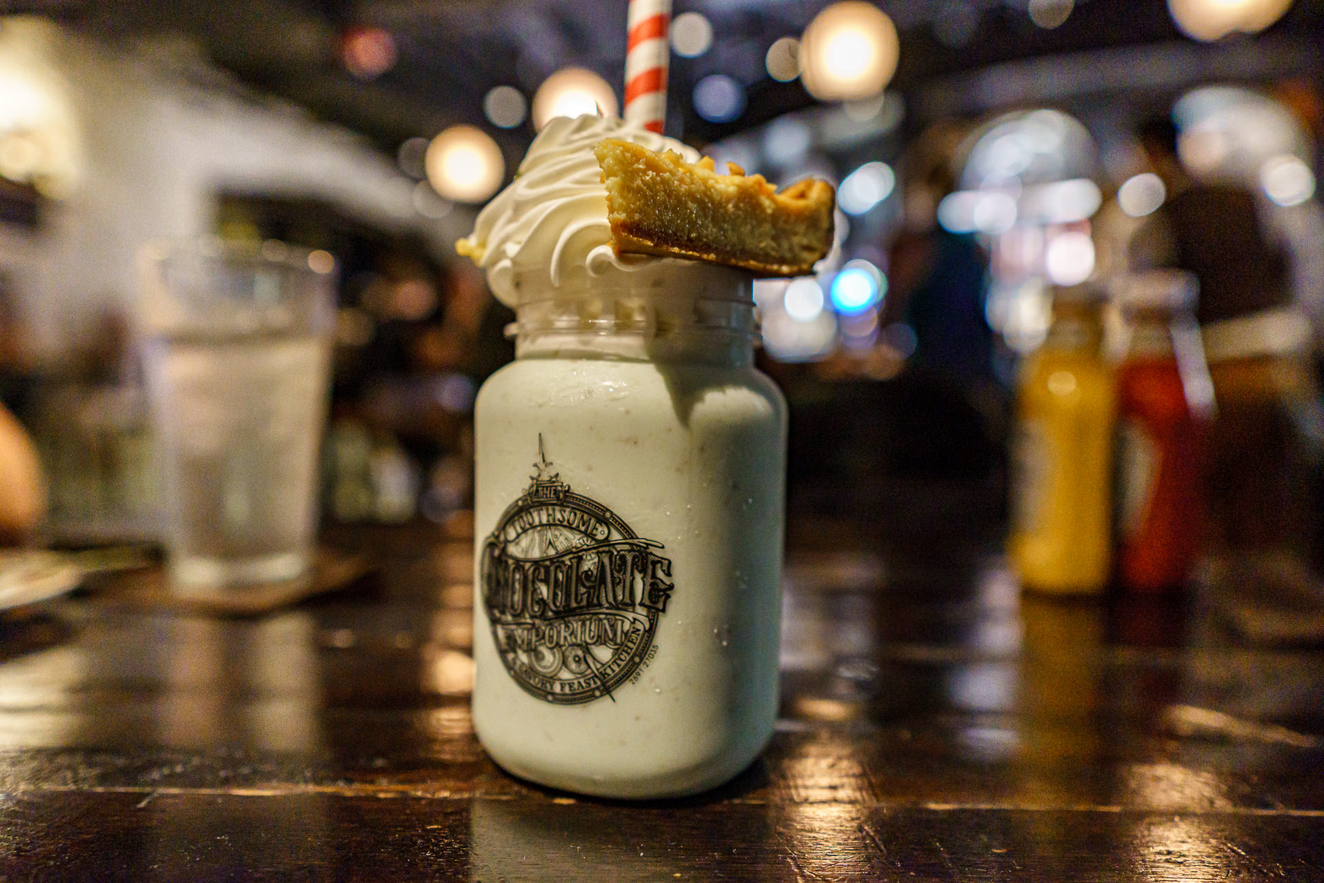 Milkshake noturno no CityWalk Orlando, area de restaurantes e vida noturna