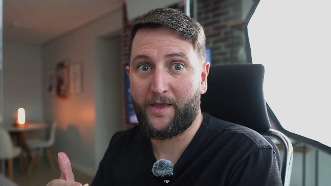 Rudi da DIA23 explicando qual é o melhor programa de milhas entre Smiles, Azul e LATAM Pass