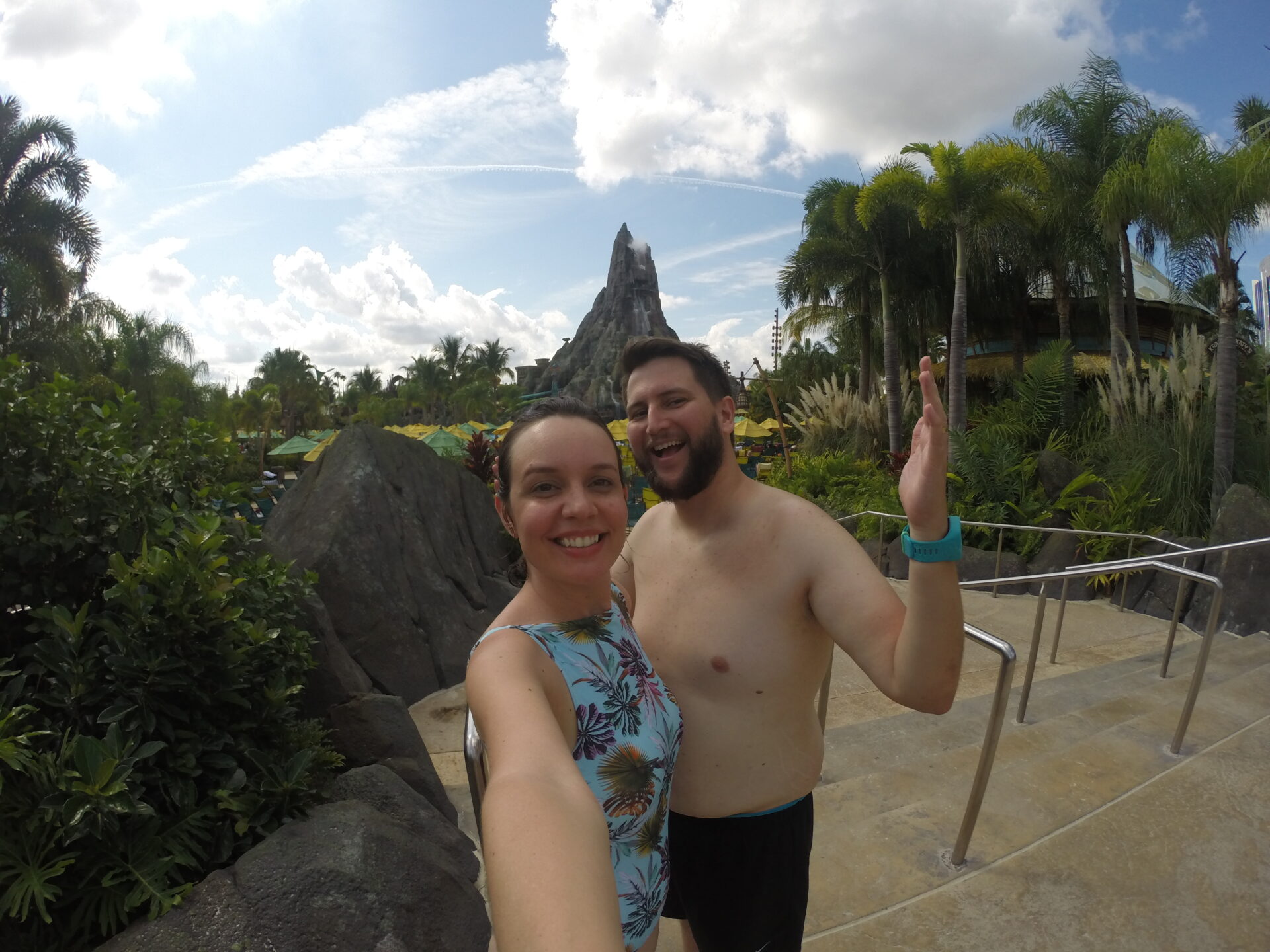 Vulcão Krakatau, atração central do parque aquático Volcano Bay da Universal Orlando